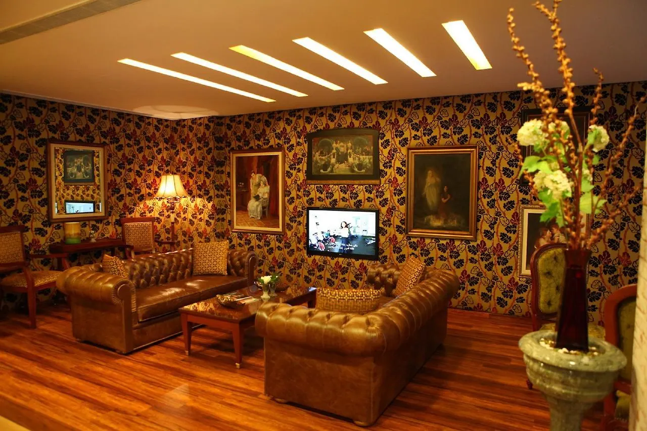 Midtown Hotel & Suites Beirut 4*,  Lebanon