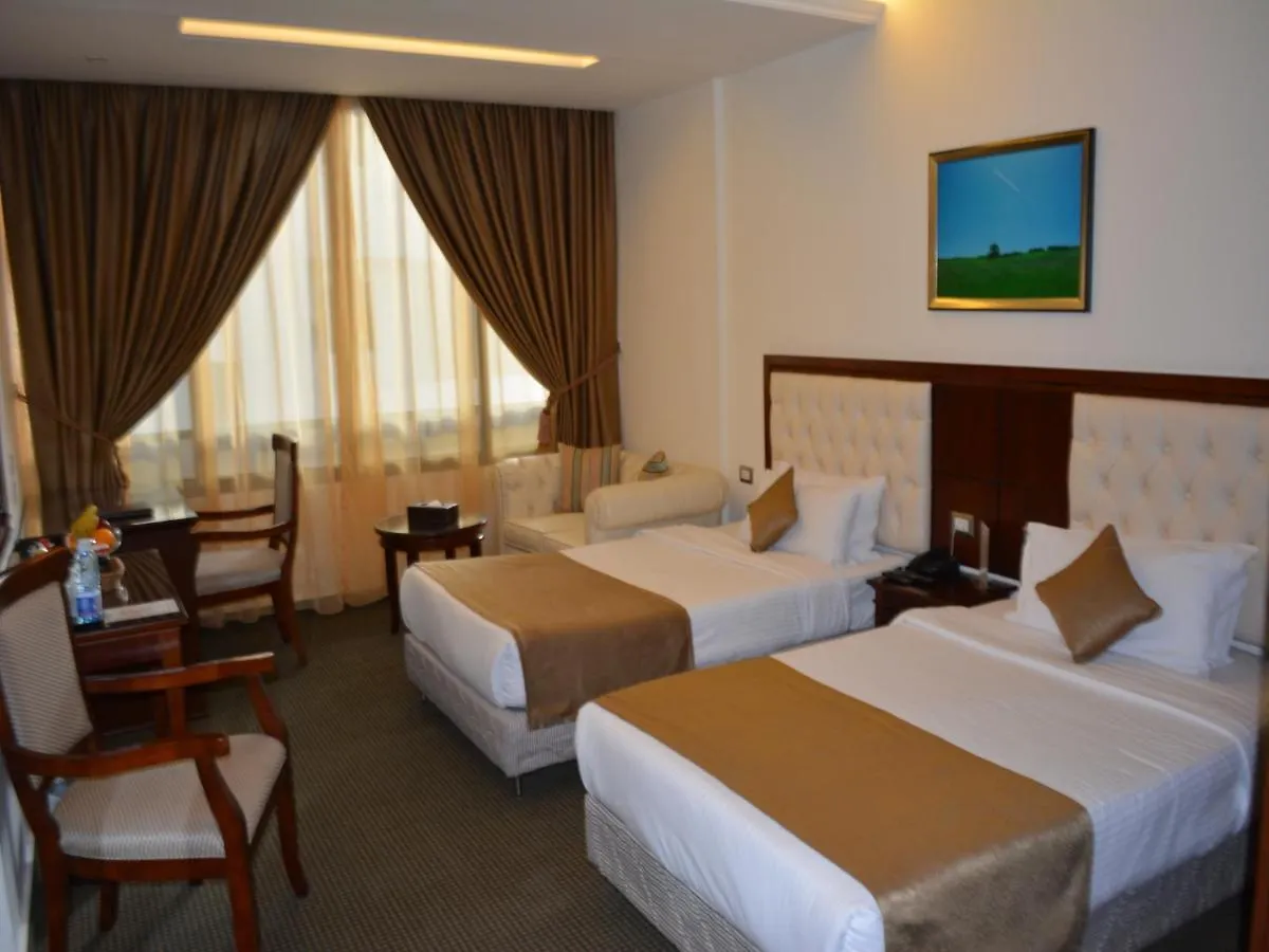 Midtown Hotel & Suites Beirut 4*,