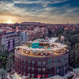 زيارة الفندق