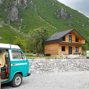 Gasthof Ferma E Bleteve Stomici